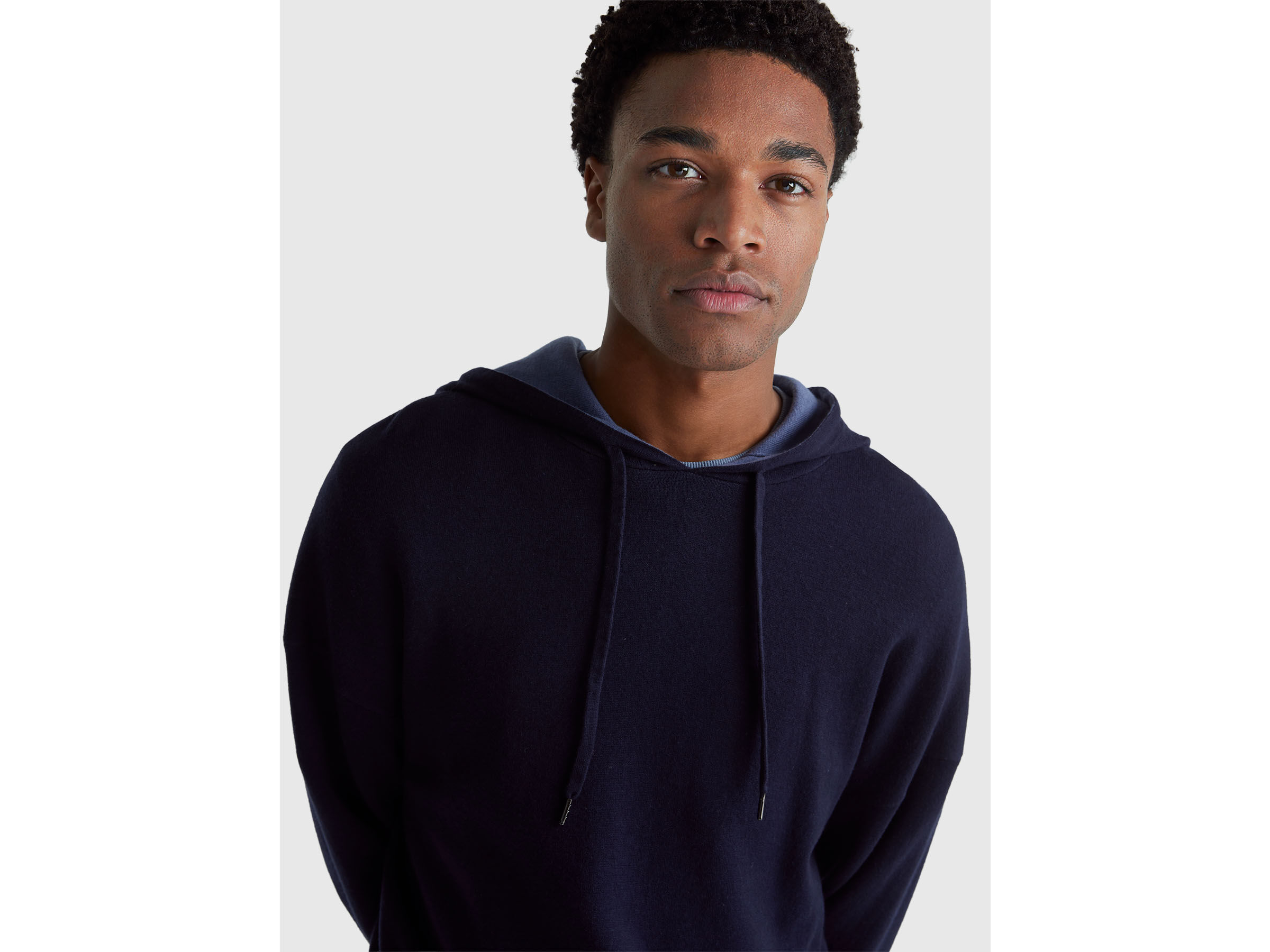 SWEATER W/HOOD Men image number 4